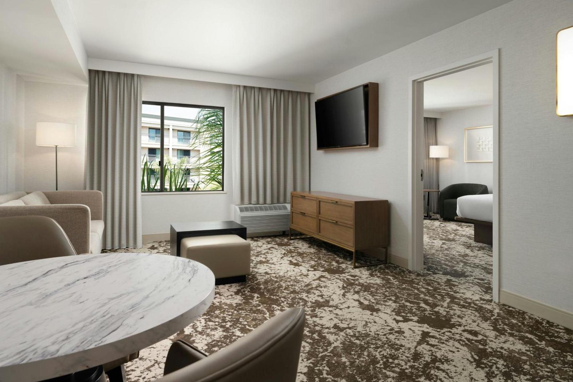 Courtyard By Marriott Los Angeles Pasadena Old Town Exteriör bild