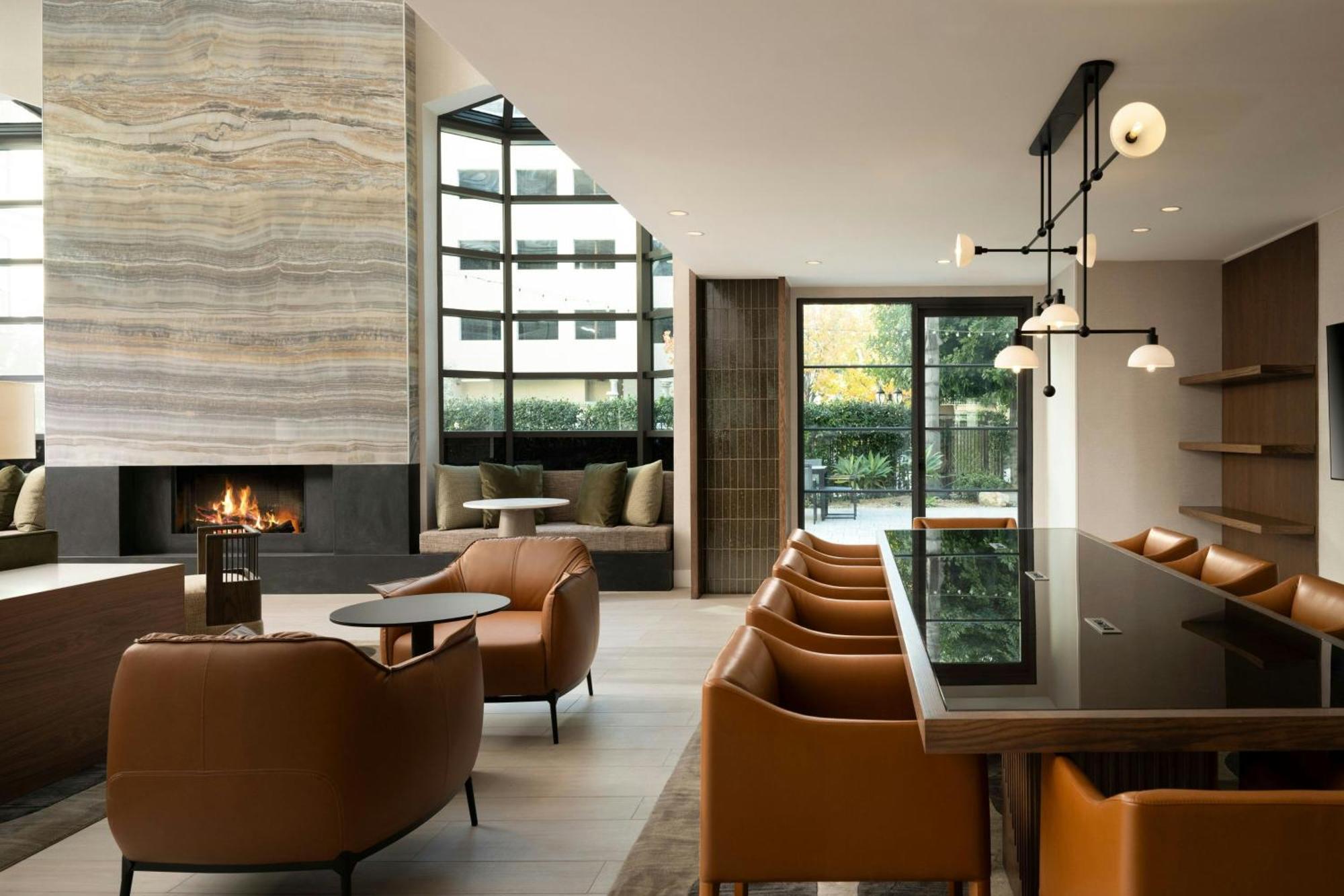 Courtyard By Marriott Los Angeles Pasadena Old Town Exteriör bild
